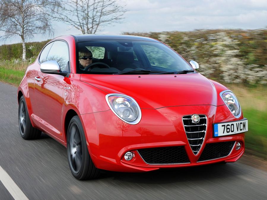  Alfa Romeo MiTo Sportiva 2013 года  (UK) (фото 24 из 27)
